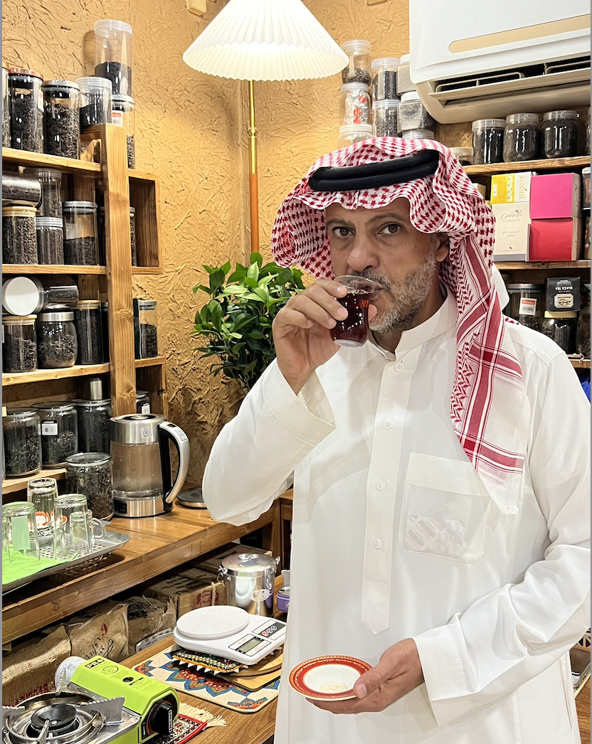 Making Tea with Different Flavors